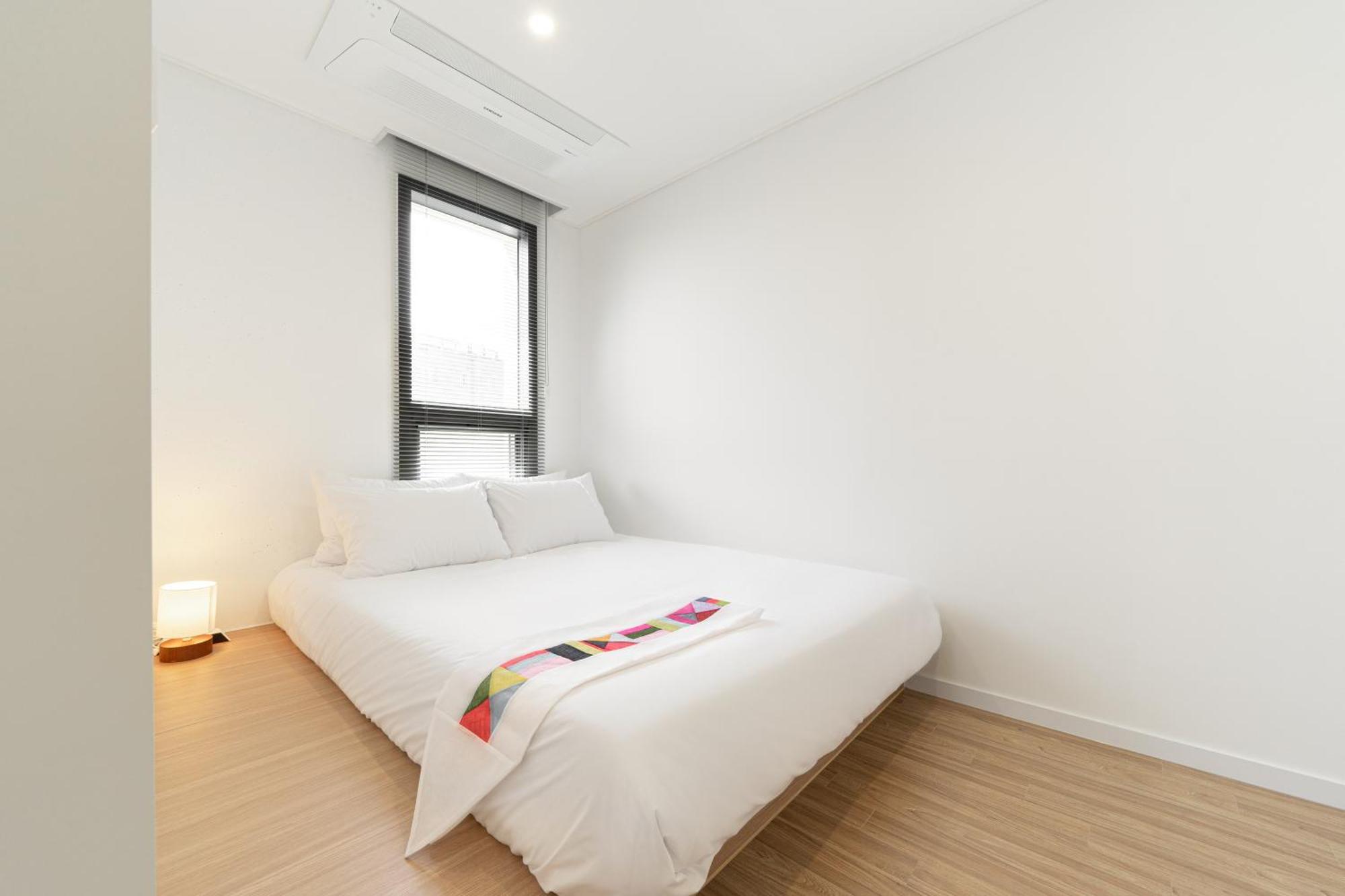 Urbanstay Boutique Ikseon Seul Oda fotoğraf